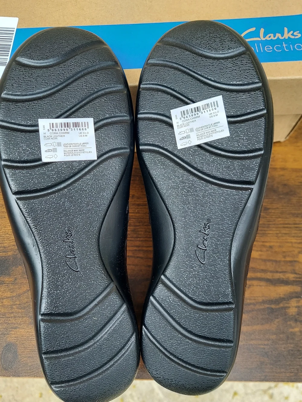 Clarks Cora Charm Black Slip-On Loafers Women's Size 8M NWT Preppy Cottagecore